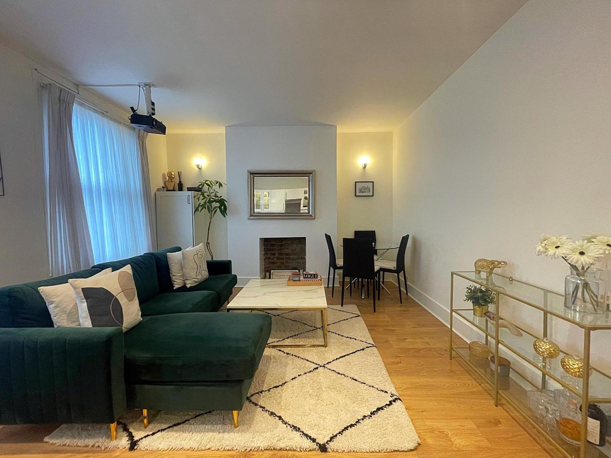 Queen Bedroom In Maida Vale Лондон Екстер'єр фото